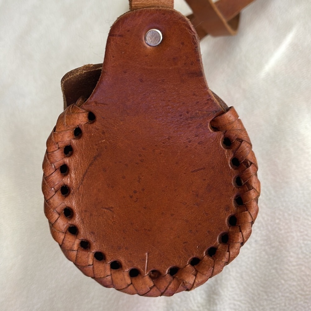 La Carmelita Handmade in Mexico Leather Cross Body Bag - Picture 9 of 9